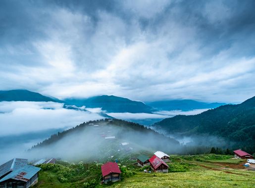 File:Kaçkarlar,Pokut Yaylası.jpg - Wikimedia Commons