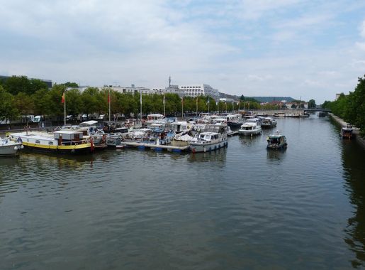 Fichier:Port de plaisance de Nancy.jpg — Wikipédia