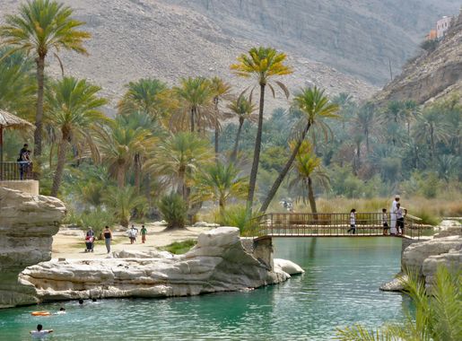 File:Wadi Bani Khalid (42520657242).jpg - Wikimedia Commons