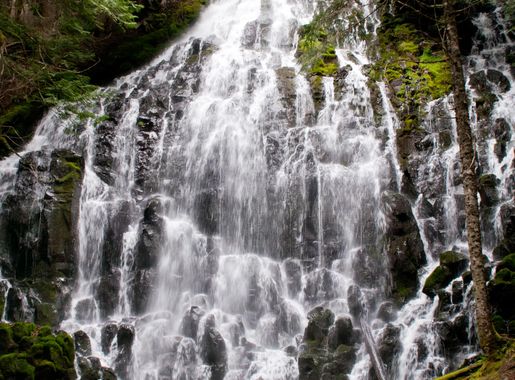 File:Ramona Falls (Oregon).jpg - Wikimedia Commons