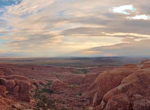 File:Arches Nationalpark primitive trail view to Devils Garden.jpg -  Wikimedia Commons