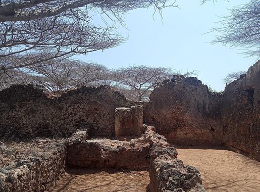 File:Takwa Ruins house.jpg - Wikimedia Commons