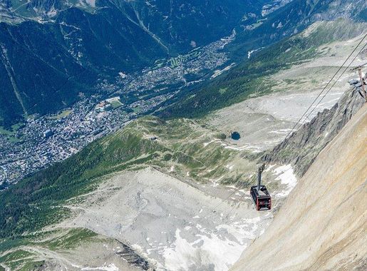drone shot woods rocky hills. | Free Photo - rawpixel