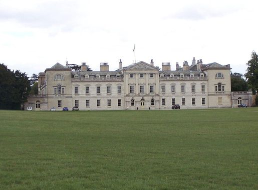 File:WoburnAbbey02.JPG - Wikimedia Commons