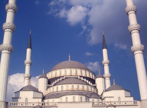 Lifayela:Kocatepe Mosque Ankara.jpg - Wikipedia