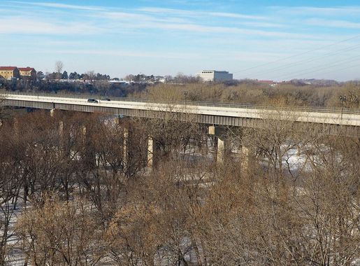 File:Fort Road Bridge.jpg - Wikimedia Commons