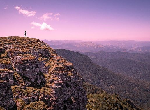 File:Ceahlau-mountains-romania-august-2017-0001.jpg - Wikimedia Commons