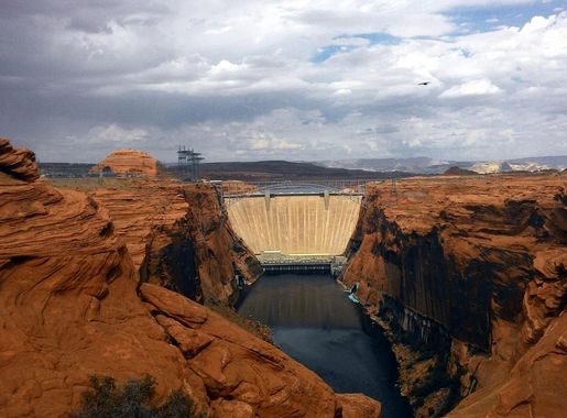 File:Glen Canyon Dam from Panoramic Point.jpg - Wikimedia Commons