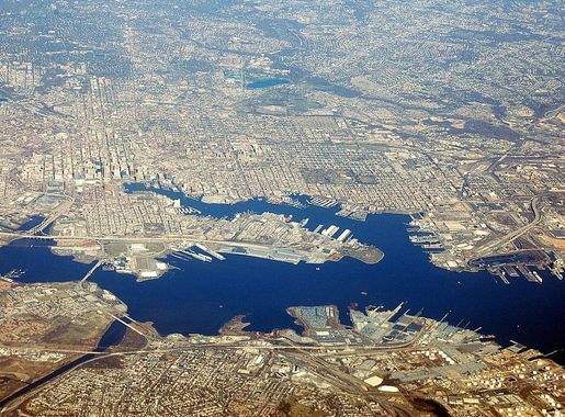 File:Baltimore Aerial.JPG - Wikimedia Commons