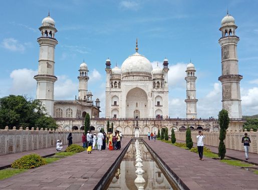 File:Bibi ka Maqbara, Aurangabad, Maharashtra, India.jpg - Wikimedia Commons