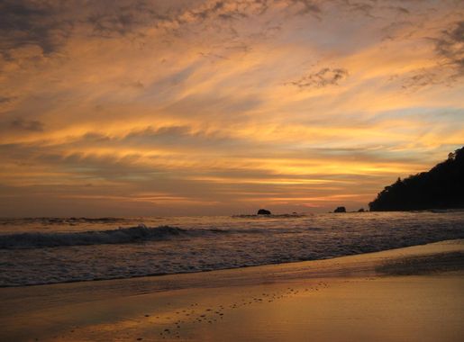 Archivo:Atardecer en Manuel Antonio.jpg - Wikipedia, la enciclopedia libre
