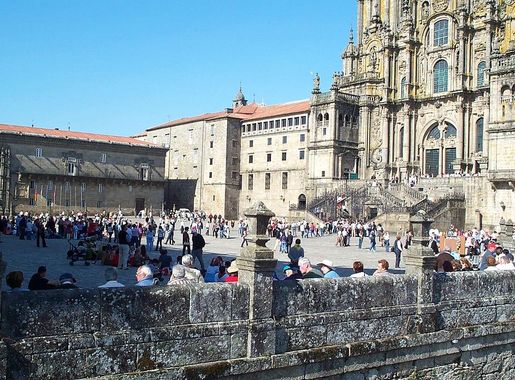 Ficheiro:Praza do obradoiro. Vistas á Catedral.jpg – Wikipédia, a  enciclopédia livre
