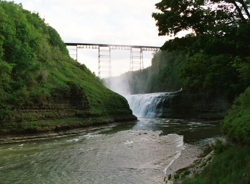 File:Letchworth State Park Upper Falls 2002.jpeg - Wikimedia Commons