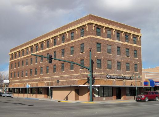 File:Teton Hotel, Riverton WY.JPG - Wikimedia Commons