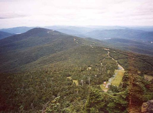 File:Pico Peak and ski runs seen from Killington.jpg - Wikimedia Commons