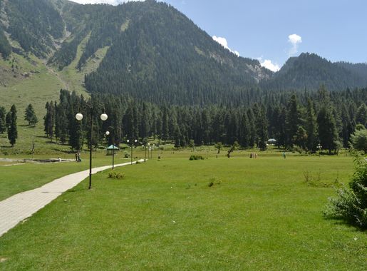File:Betaab Valley.jpg - Wikimedia Commons