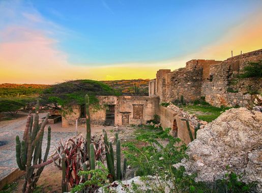 Bestand:Balashi Gold mill ruins. Another view.jpg - Wikipedia