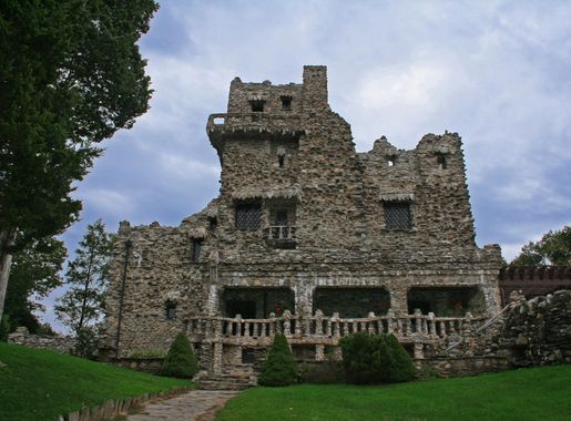 File:Gilettes Castle KevinPepin 01.jpg - Wikimedia Commons