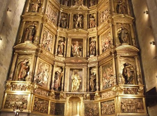 File:San Sebastián (Guipúzcoa)-Iglesia de San Vicente-6.JPG - Wikimedia  Commons