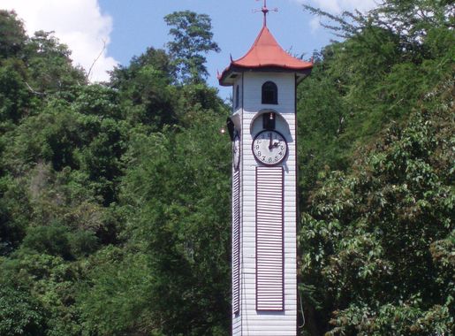 File:AtkinsonClockTower-KotaKinabalu.jpg - Wikipedia