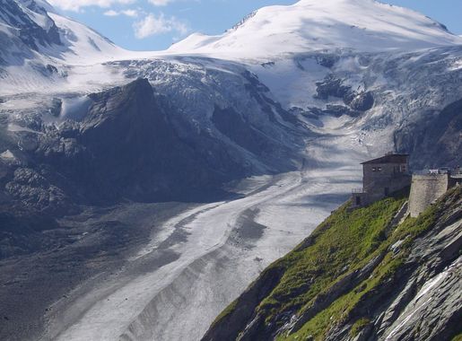 File:Pasterze Glacier.JPG - Wikimedia Commons