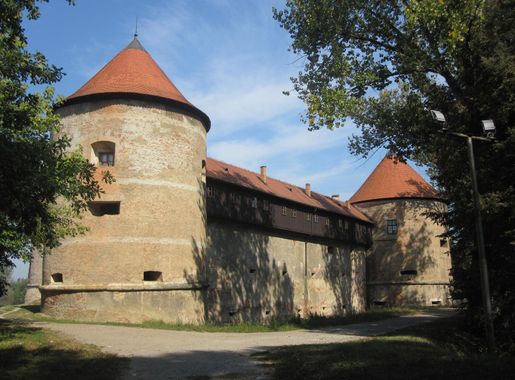 File:Tvrđava.sisak.JPG - Wikimedia Commons