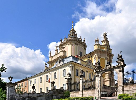 File:StGeorgeCathedral Lviv.JPG - Wikipedia