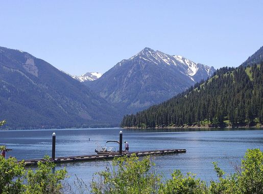 File:Wallowa lake reesman odfw (15433153180).jpg - Wikipedia