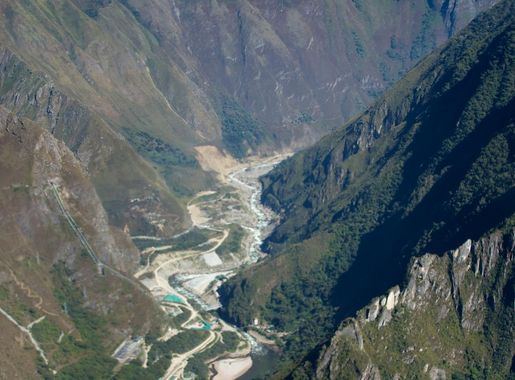 File:Peru - Machu Picchu 036 - Urubamba river valley (7367120420).jpg -  Wikimedia Commons