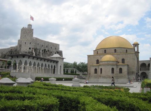 Archivo:Rabati, Akhaltsikhe Fortress Museum 02.JPG - Wikipedia, la  enciclopedia libre