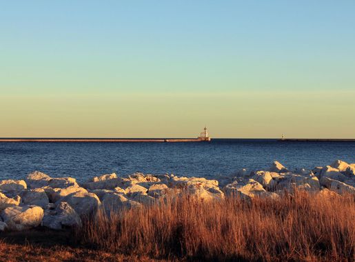 Lake Michigan View at Milwaukee, Wisconsin image - Free stock photo -  Public Domain photo - CC0 Images
