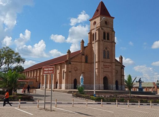 File:Kabgayi Basilica Catholic Church.jpg - Wikimedia Commons