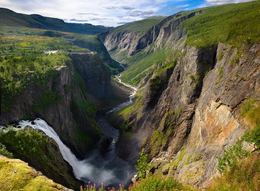 File:Vøringfossen.jpg - Wikipedia