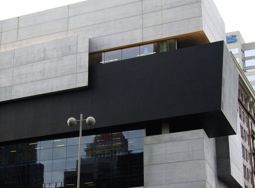 File:Contemp Art Center.JPG - Wikipedia