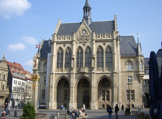 Free Images : building, downtown, landmark, facade, church, cathedral,  place of worship, synagogue, basilica, historically, erfurt, town hall,  gothic architecture, tours, historic town hall, byzantine architecture  2560x1920 - - 1095489 - Free stock ...