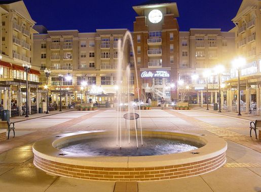 File:Pentagon Row central area at night.jpg - Wikipedia
