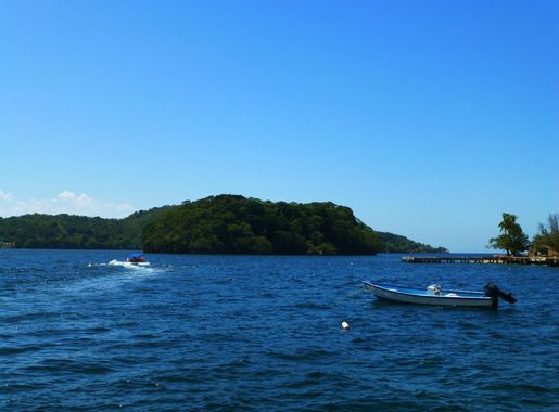 File:TnT Chaguaramas Centipede Island 2.jpg - Wikimedia Commons