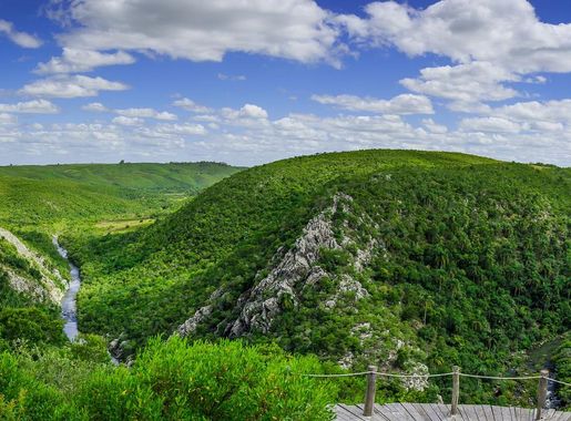 File:Quebrada de los Cuervos.jpg - Wikimedia Commons