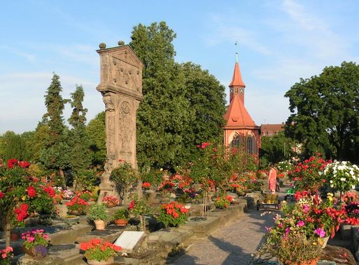 File:Johannisfriedhof in Nürnberg.jpg - Wikimedia Commons