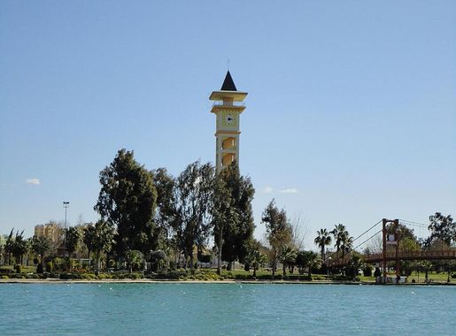 File:Merkez Park Clock Tower.JPG - Wikimedia Commons