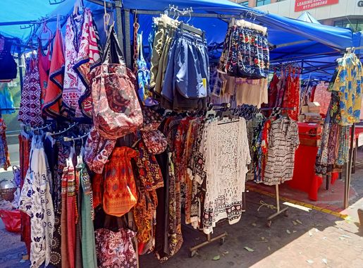 File:Photowalk at Gaya Street Sunday Market, Kota Kinabalu 09.jpg -  Wikimedia Commons