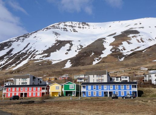 File:2014-04-29 11-01-46 Iceland - Siglufirði Siglufjörður.JPG - Wikimedia  Commons