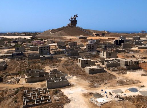 File:African Renaissance Monument (5502494604).jpg - Wikimedia Commons