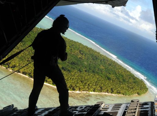 Operation Christmas Drop shoves off for the mission > Pacific Air Forces >  Article Display