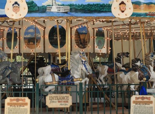 File:Allan Herschell 3-Abreast Carousel, Santa Barbara, California.jpg -  Wikimedia Commons
