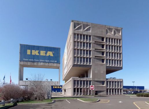 File:IKEA-Pirelli-Building-New-Haven-Connecticut-04-2014.jpg - Wikimedia  Commons