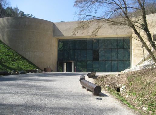 Datoteka:Nendertal Museum Krapina1.jpg – Wikipedija