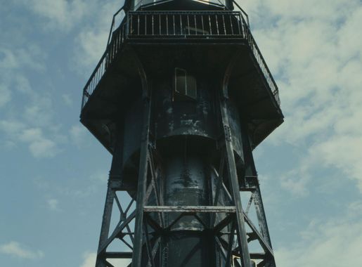 Archivo:Mona Island Light.jpg - Wikipedia, la enciclopedia libre
