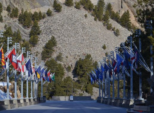 Avenue of Flags to Feature New Utah and Minnesota State Flags in 2024 - Mount  Rushmore National Memorial (U.S. National Park Service)
