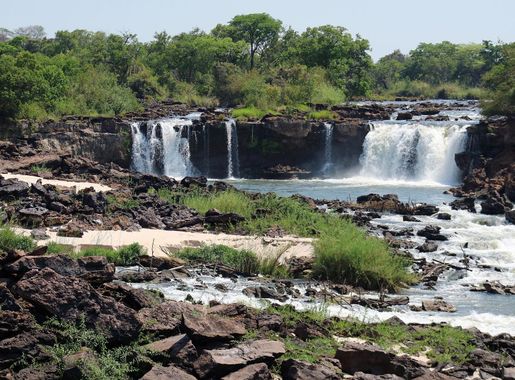 Bestand:Ngonye Waterfalls.jpg - Wikipedia